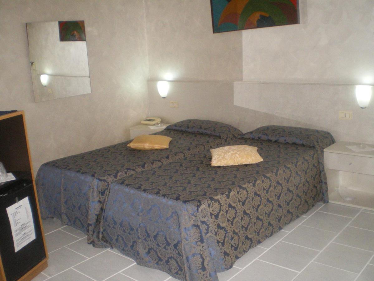 Hotel Eden Osio Sotto Rom bilde